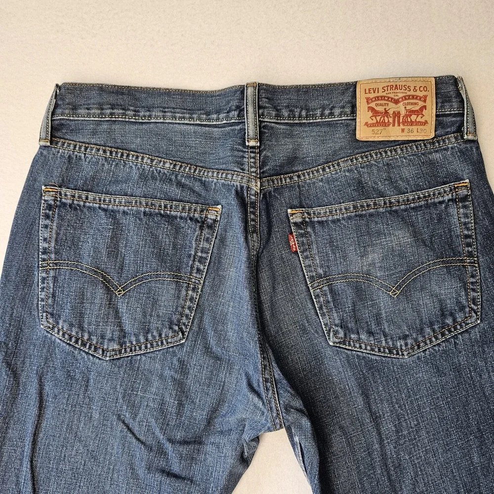 Levi's 527 Jeans Men's 36x30 Low Boot Cut Blue Denim Pants Western Cowboy